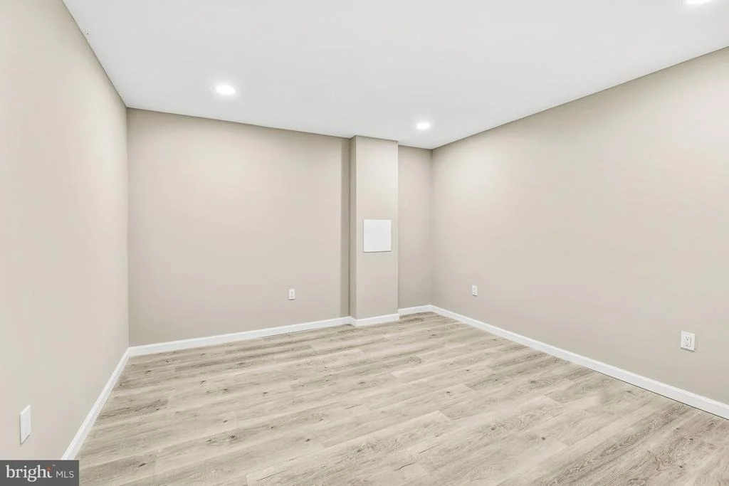 Photo of 1341 CROCKETT LANE