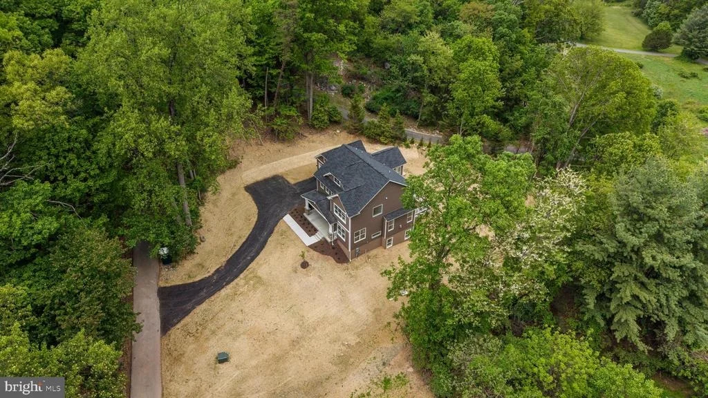 Photo of 7345 KEHNE ROAD