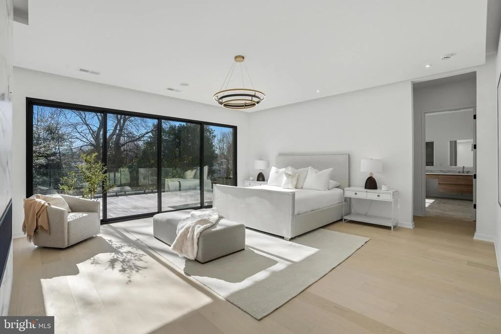 Photo of 7103 WESTBURY ROAD