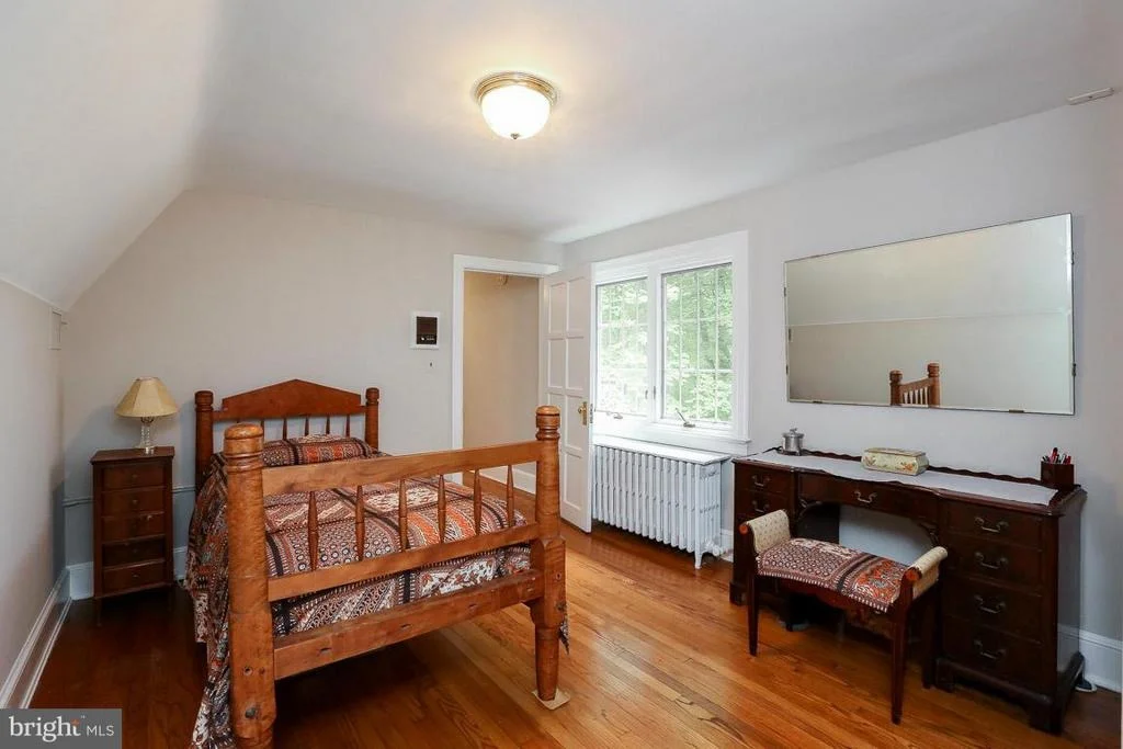 Photo of 6580 BRADDOCK ROAD