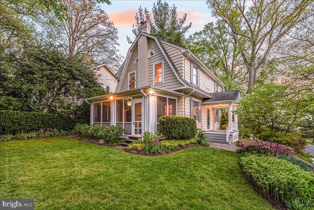 Photo of 7109 MEADOW LANE