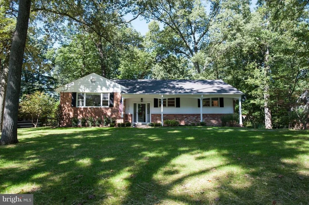 Photo of 12516 TWO FARM DRIVE