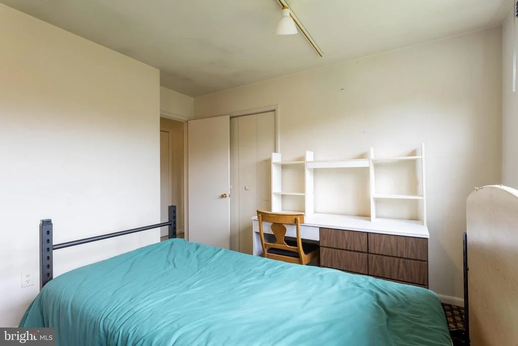 Photo of 2509 HAL CIRCLE