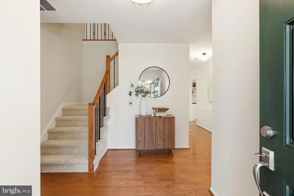Photo of 10811 MIDSUMMER DRIVE
