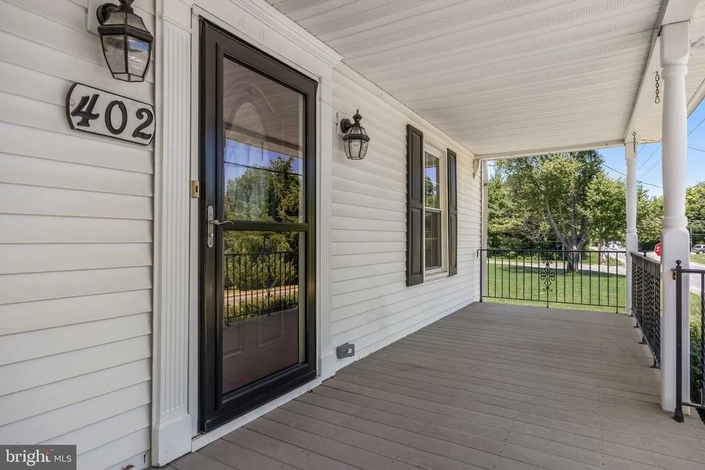 Photo of 402 BARNSBORO ROAD