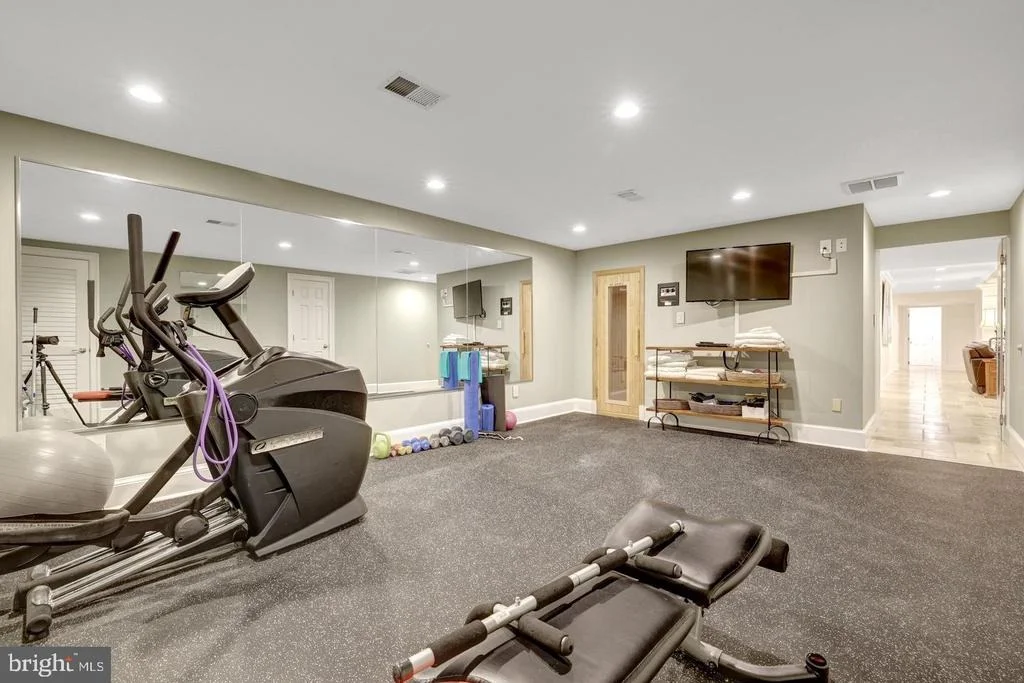 Photo of 105 INTERPROMONTORY ROAD