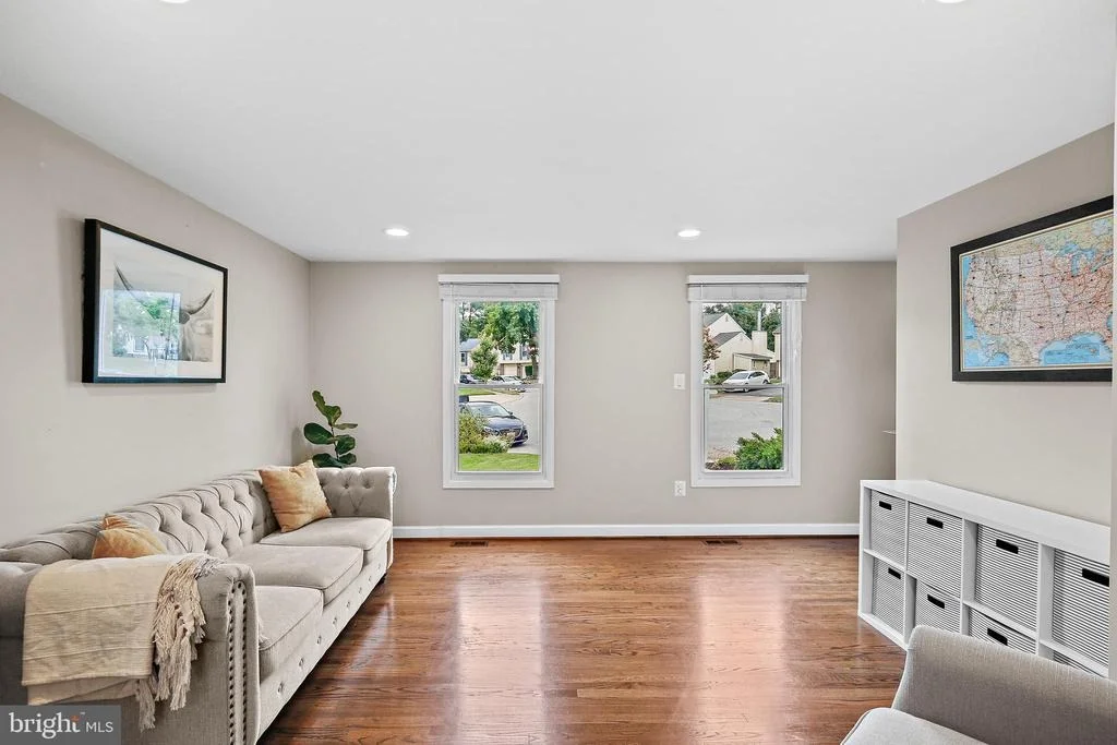 Photo of 6324 SUNHIGH PLACE