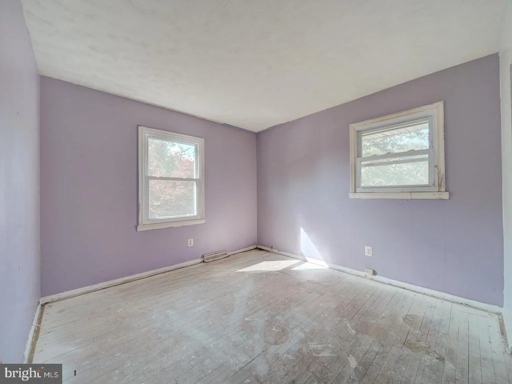 Photo of 9303 KIMBARK AVENUE