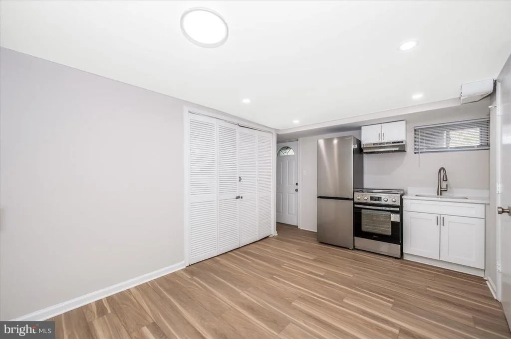 Photo of 3407 FLORAL STREET