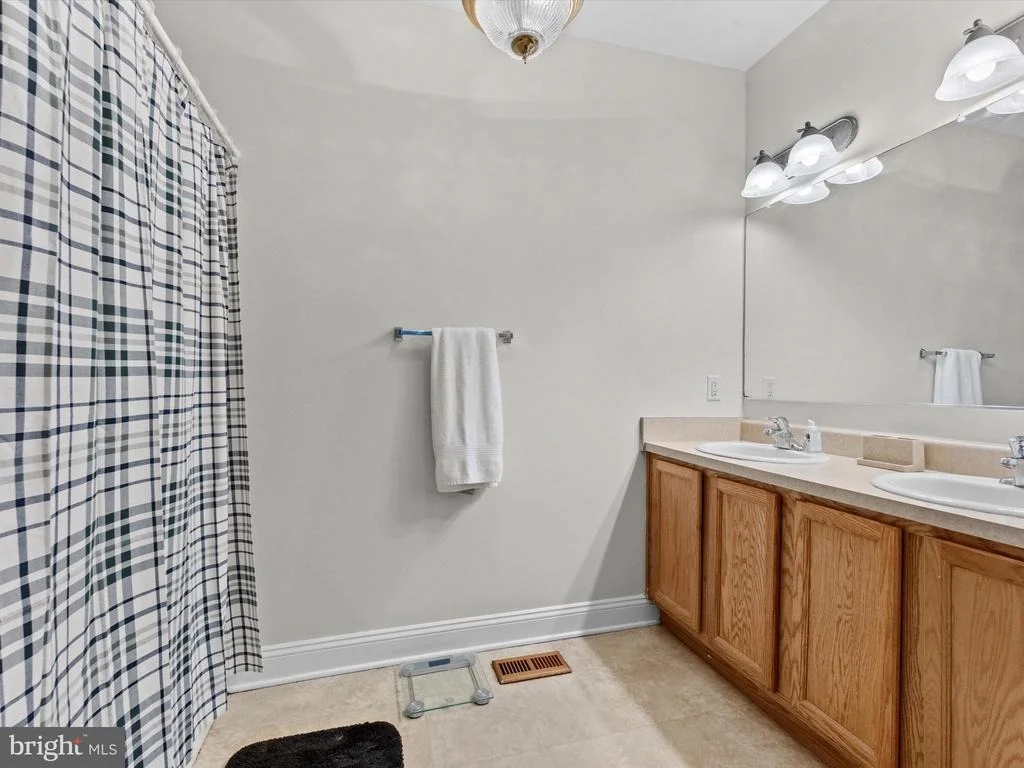 Photo of 178 PINEHURST DRIVE