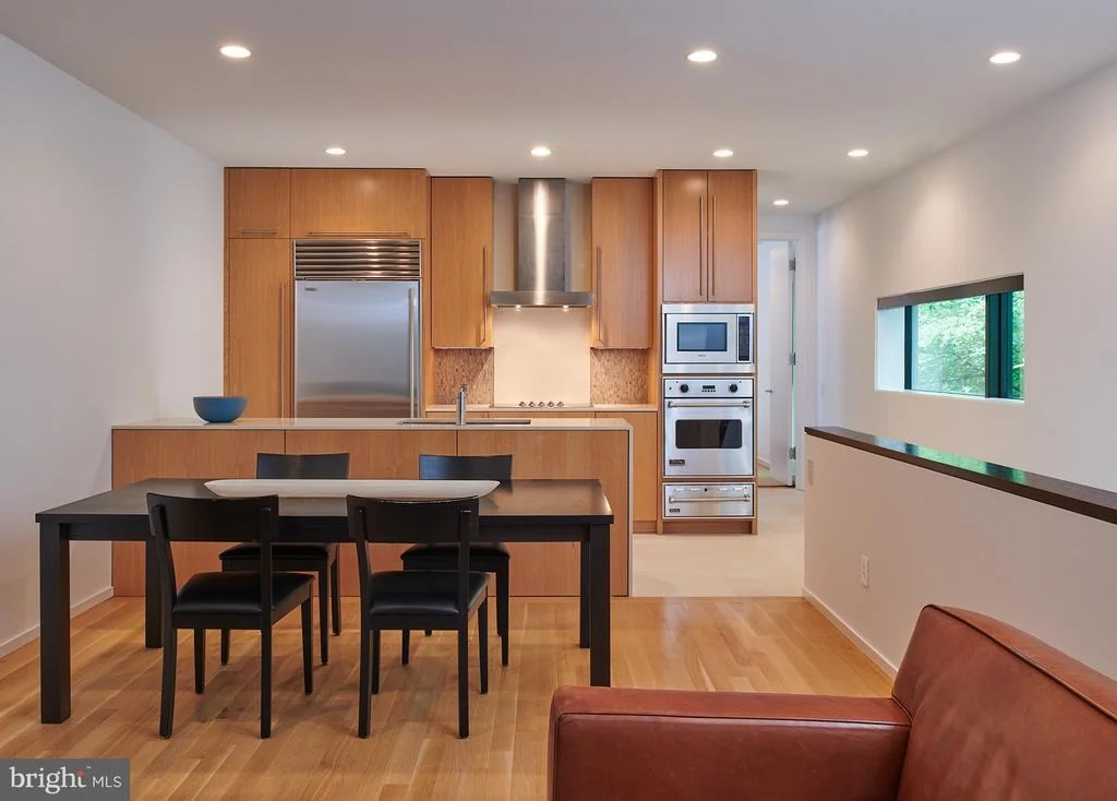 Photo of 9119 LEVELLE DRIVE
