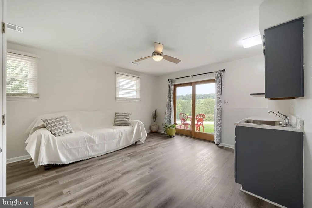 Photo of 5350 POMMEL DRIVE