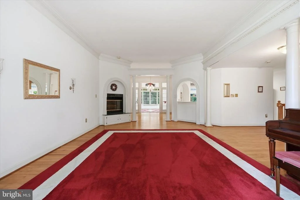 Photo of 2429 BEAR DEN ROAD
