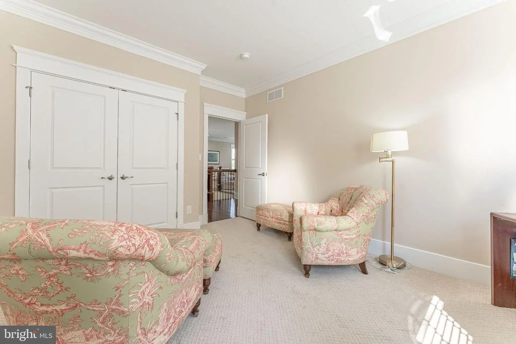 Photo of 305 QUIGLEY DRIVE