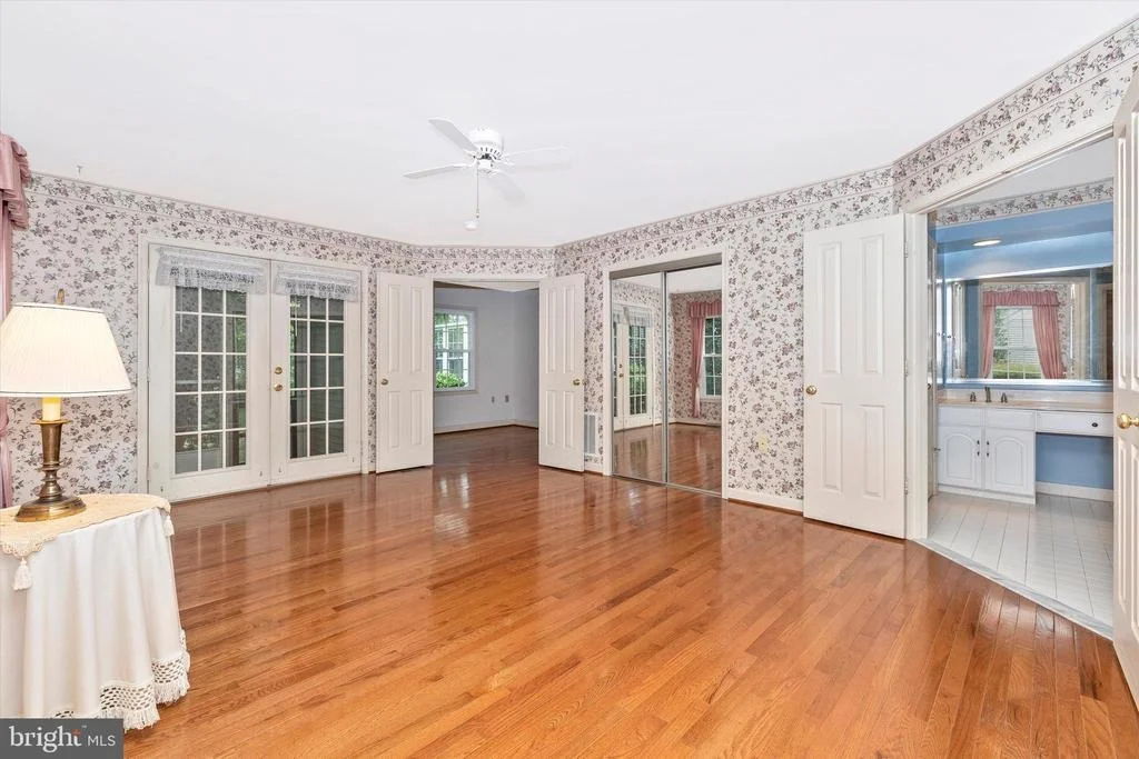 Photo of 827 DUNBROOKE COURT
