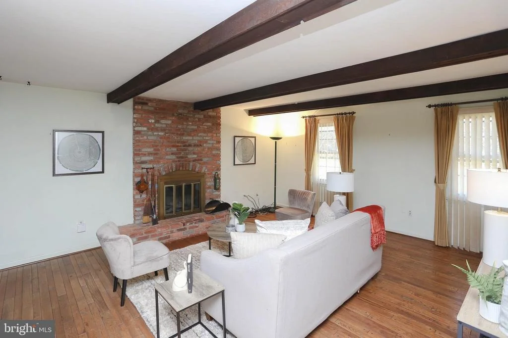 Photo of 18009 EDNOR VIEW TERRACE