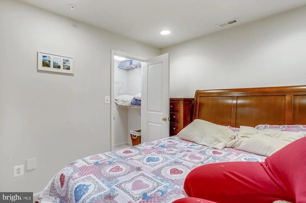 Photo of 23621 SUGAR VIEW DRIVE