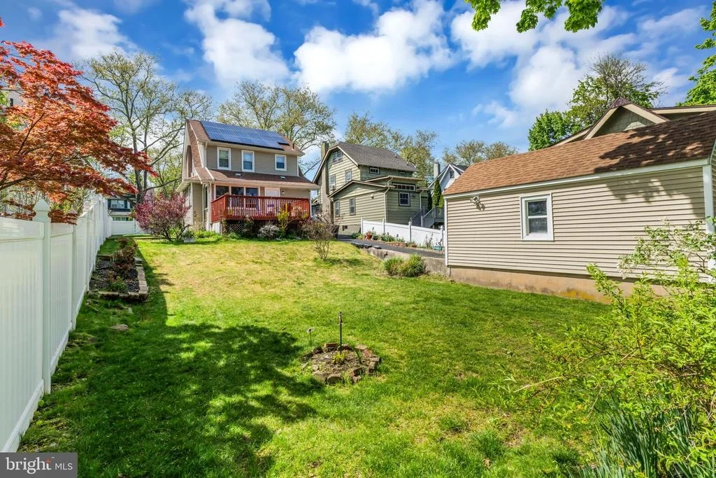Photo of 1281 LONGFELLOW AVE