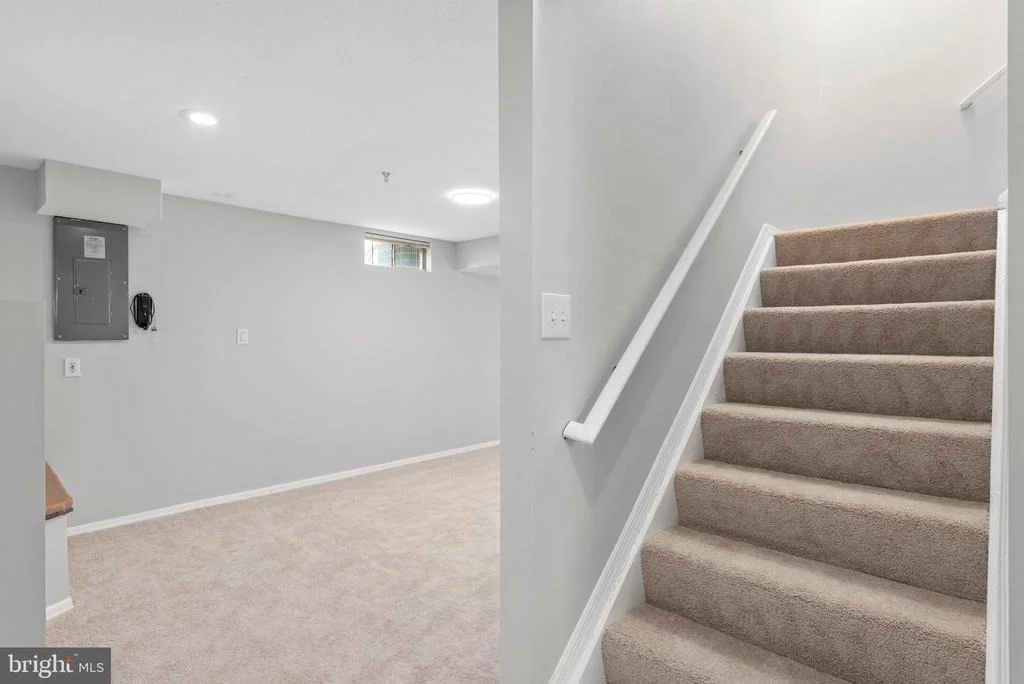 Photo of 6523 SPRINGCREST DRIVE