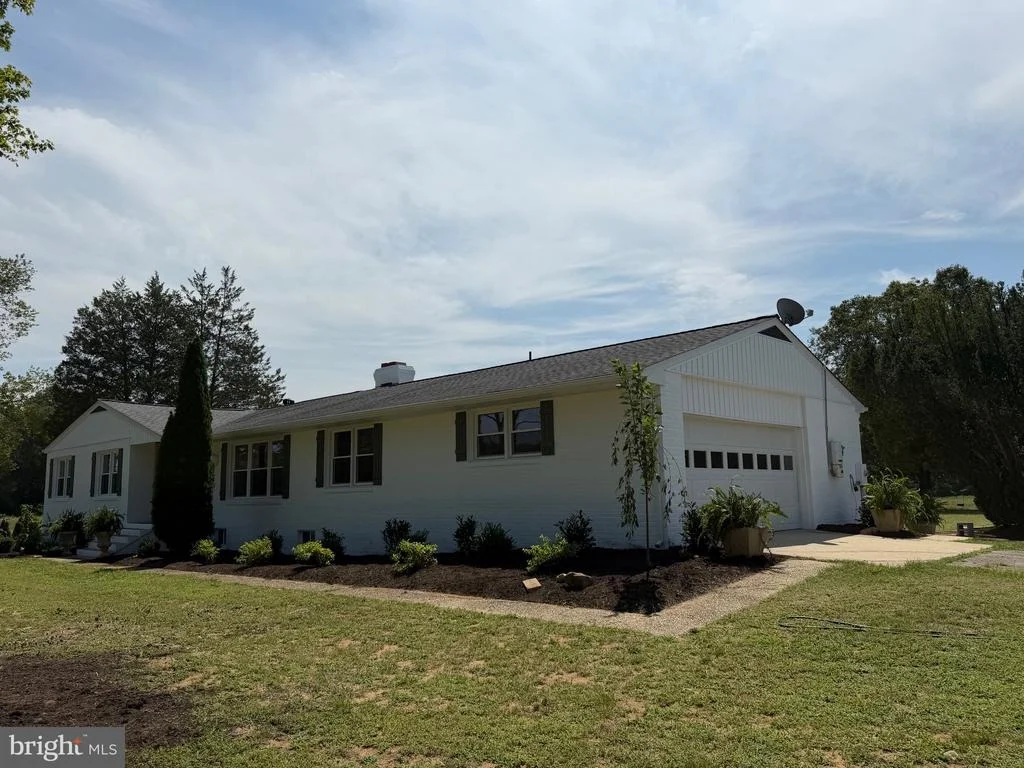 Photo of 1023 BAYARD ROAD