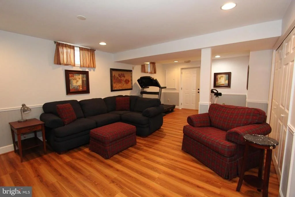 Photo of 6759 MEADOWSIDE DRIVE