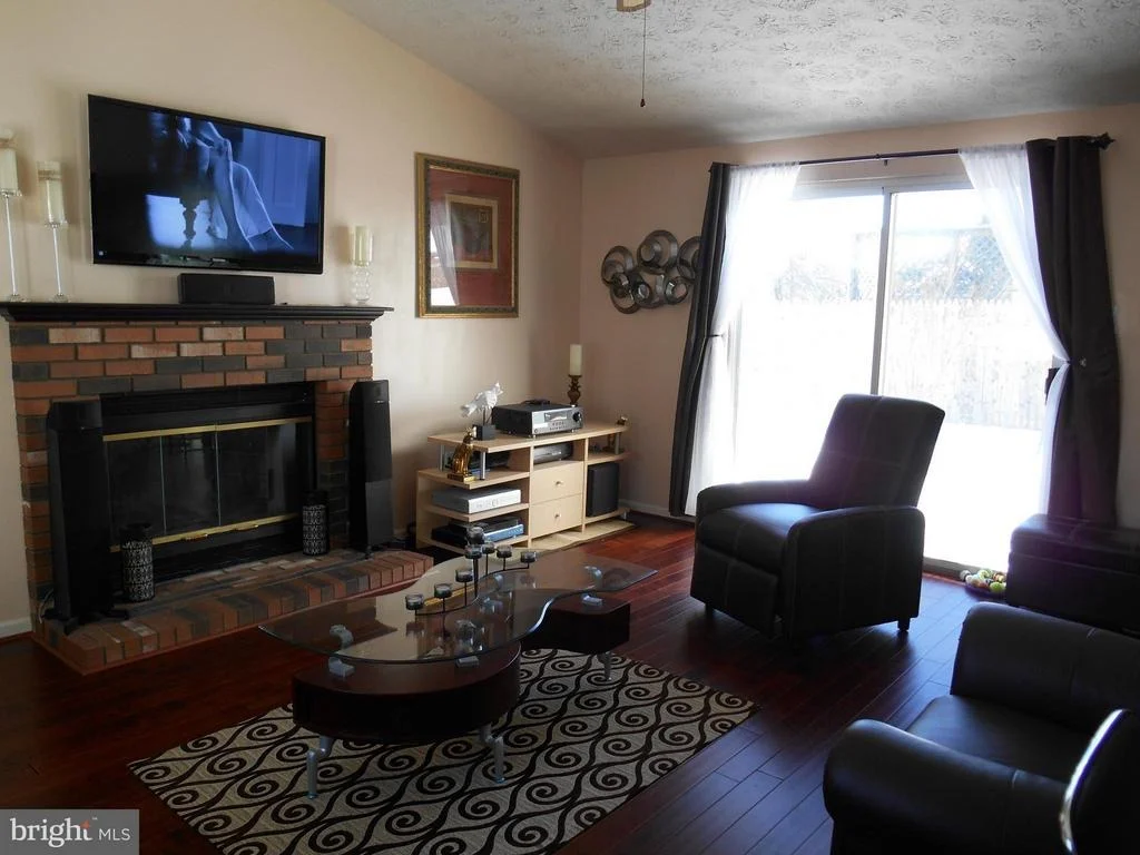 Photo of 18012 SILVER LEAF DRIVE