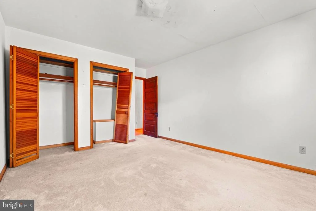 Photo of 323 MAIN