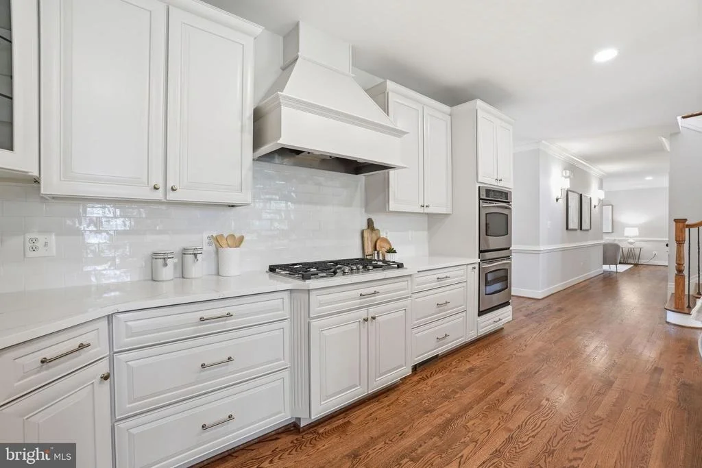 Photo of 2808 JOHN MARSHALL DRIVE