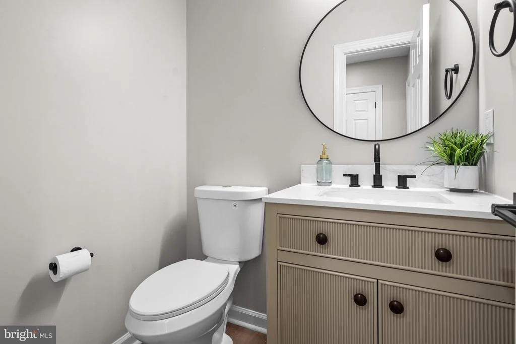 Photo of 9425 FLOWERDEN LANE