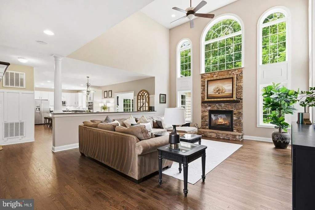 Photo of 3820 LEAFCREST COURT