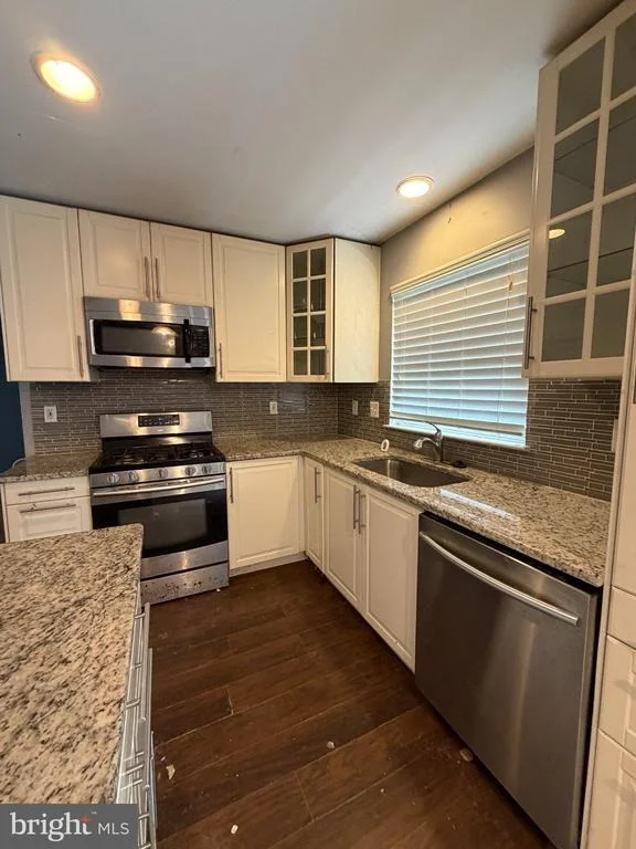 Photo of 9939 HARMONY LANE