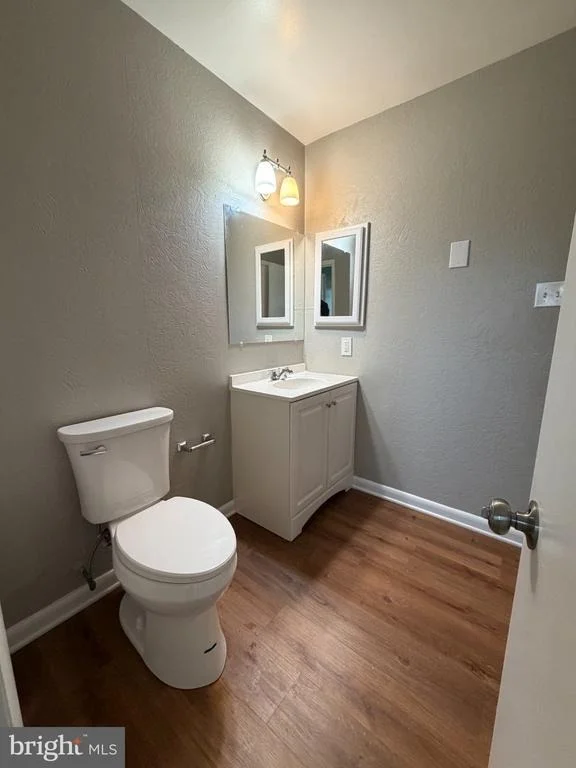 Photo of 3 SPRINGVIEW BOULEVARD