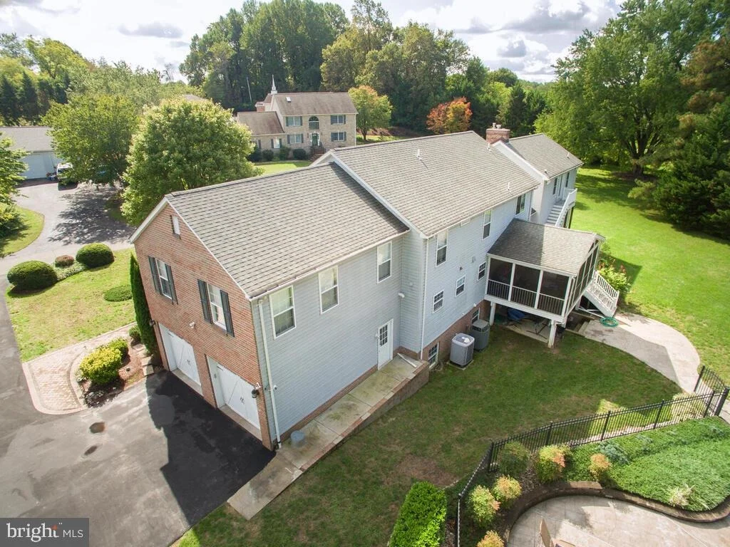 Photo of 12500 PERRYWOOD LANE