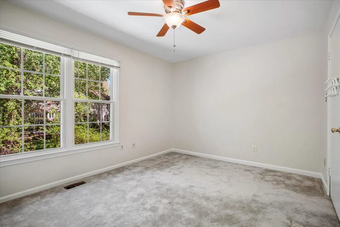 Photo of 11104 LORAN ROAD