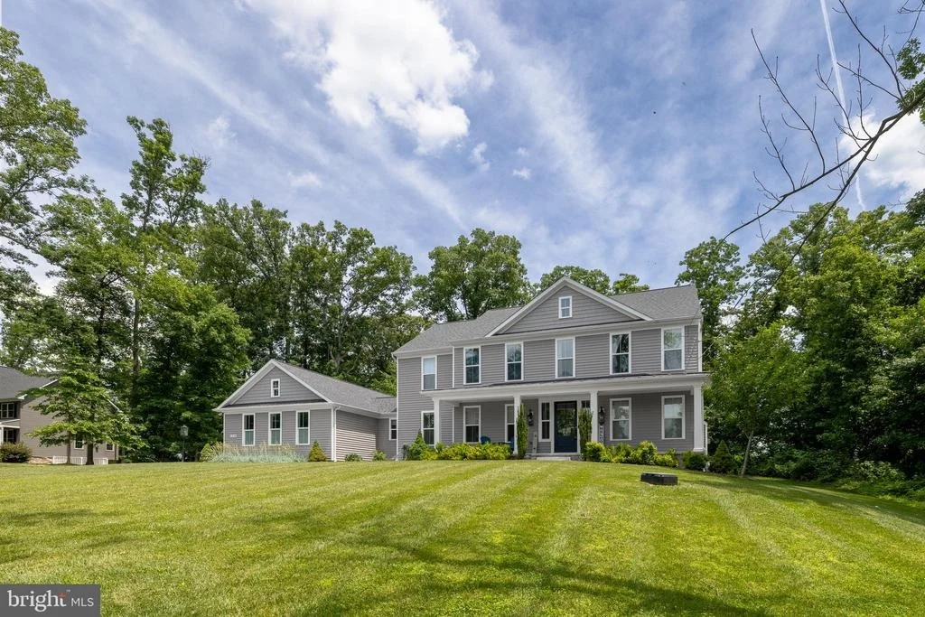 Photo of 1310 HOOK ROAD