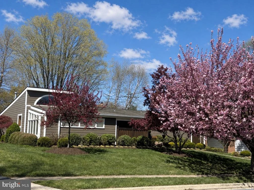 Photo of 2402 SYLVALE ROAD