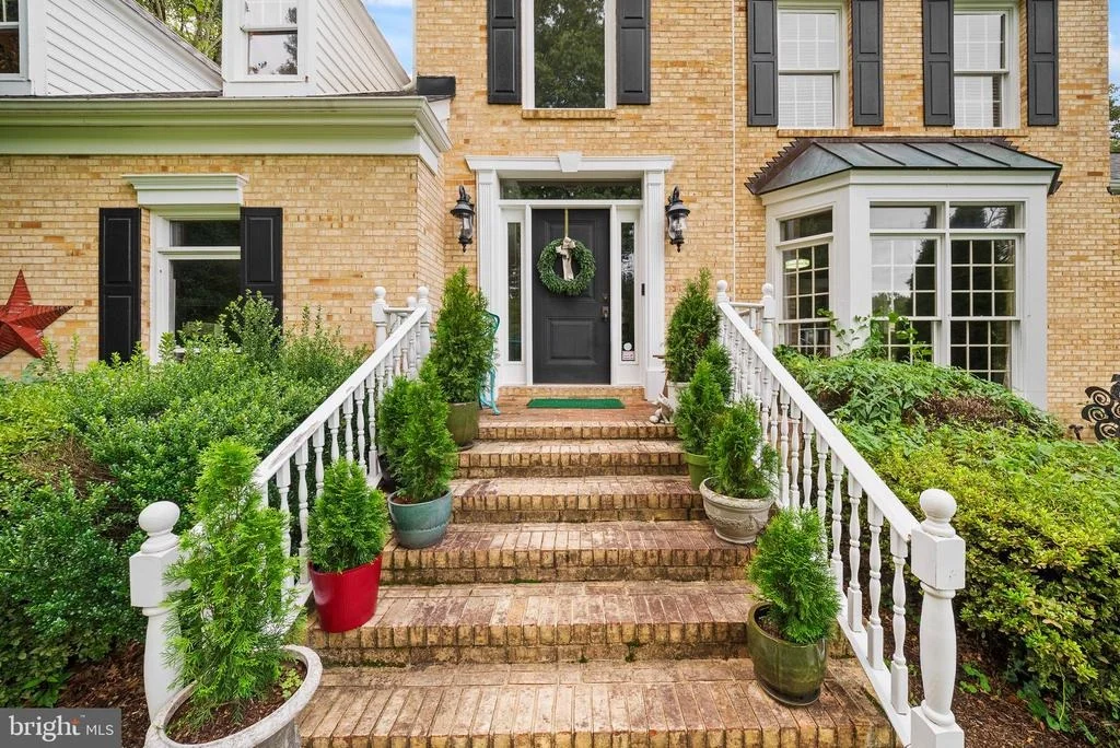 Photo of 4280 LAWNVALE DRIVE