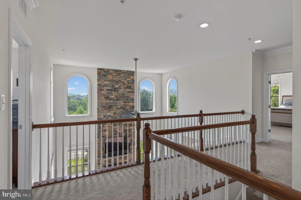 Photo of 1135 DARGON QUARRY LANE