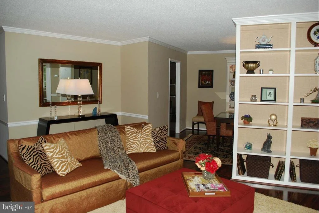 Photo of Unit 504 at 5902 MOUNT EAGLE DRIVE