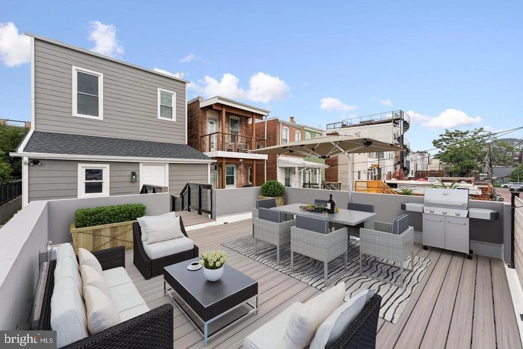 Photo of 2105 4TH STREET NE