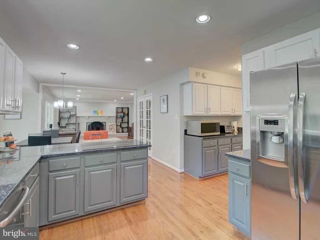 Photo of 11769 HOLLYVIEW DRIVE