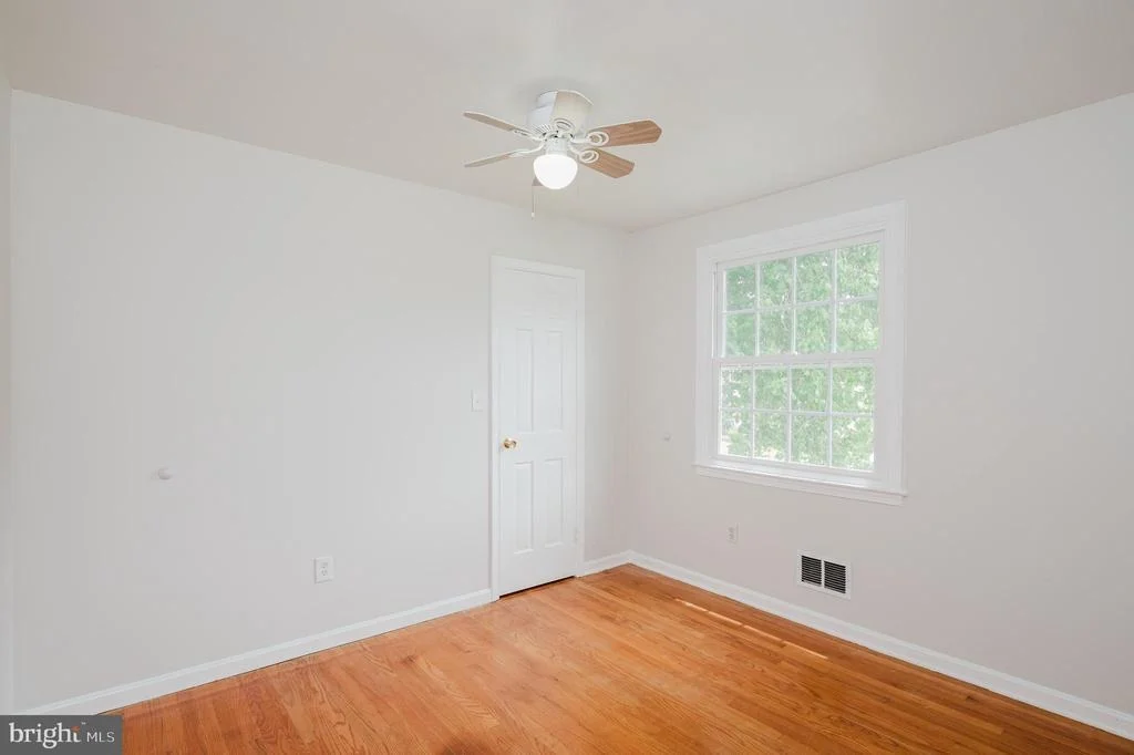 Photo of 4 OLD SPRING COURT