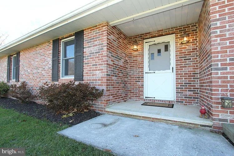 Photo of 6041 OLD BOHN ROAD