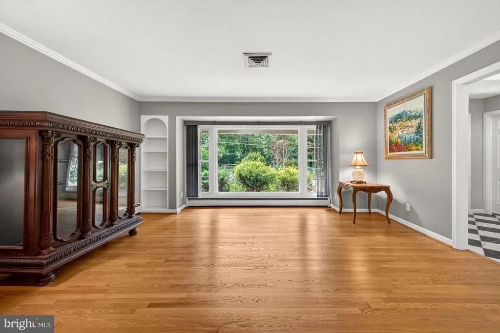 Photo of 11416 VALE ROAD
