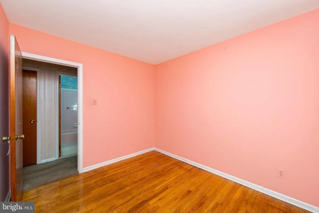 Photo of 313 KINGS HIGHWAY