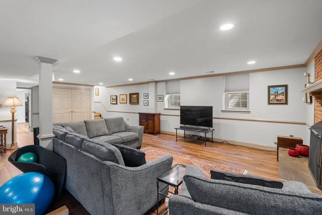 Photo of 21108 GOLF ESTATES DRIVE
