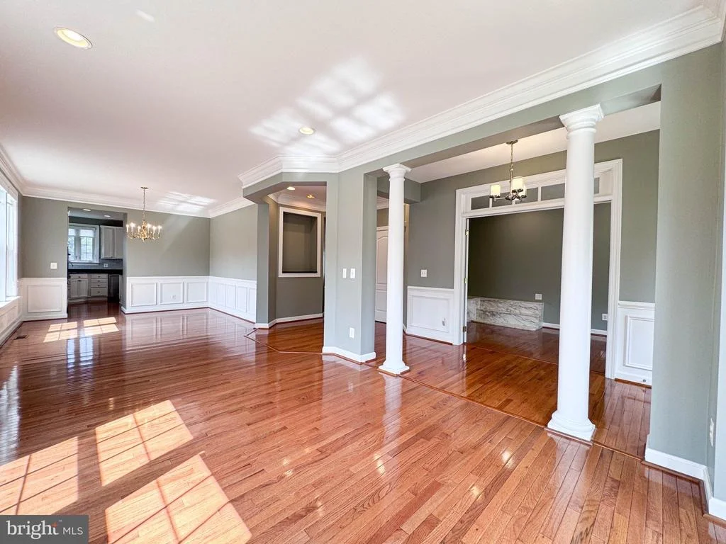 Photo of 22827 OAKGROVE ROAD