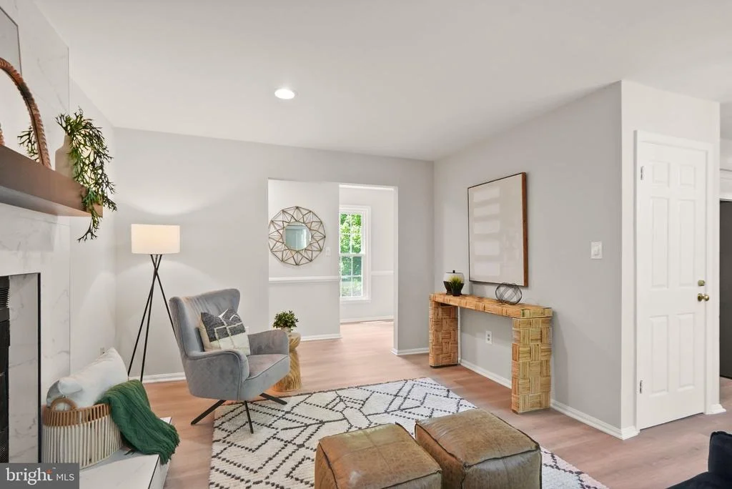 Photo of 2592 JOHN MILTON DRIVE