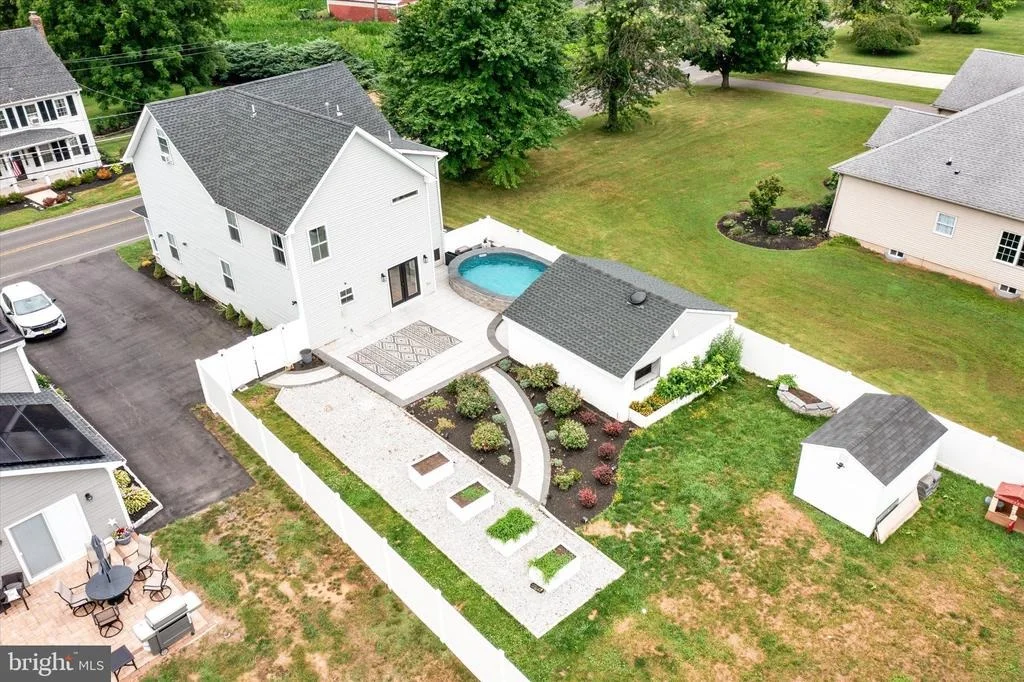 Photo of 25015 MOUNT PLEASANT