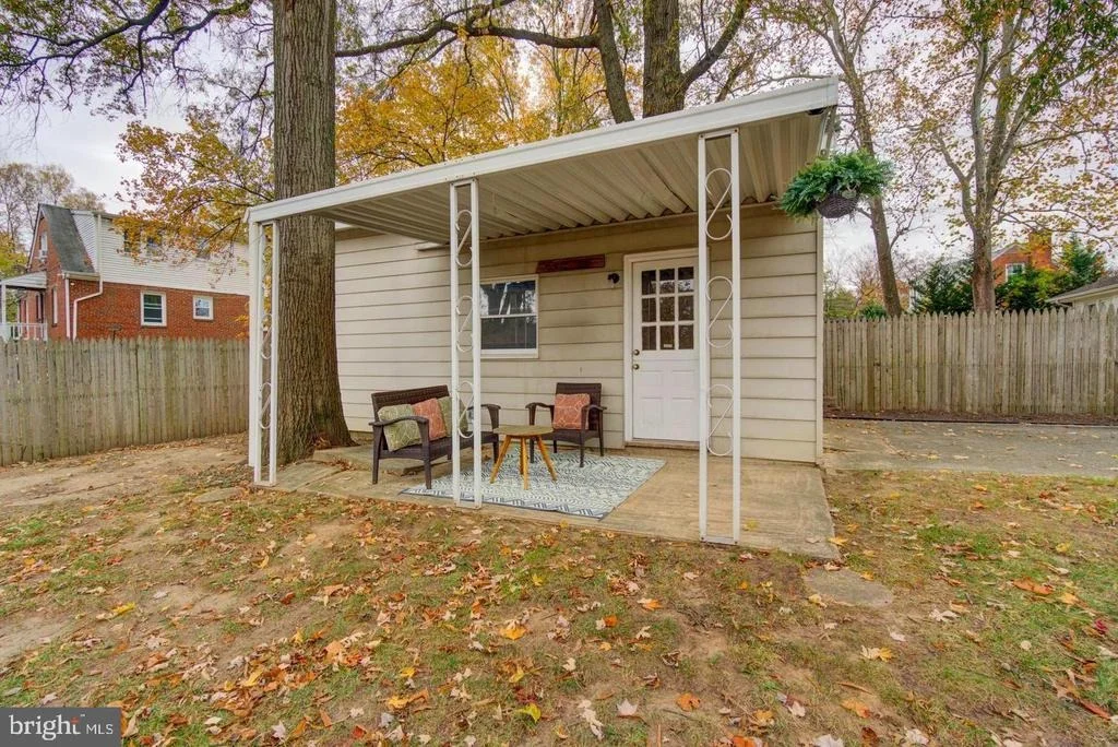 Photo of 11207 EMACK ROAD